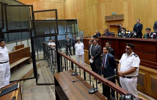 السلطات المصرية تعدم 15 شخصا