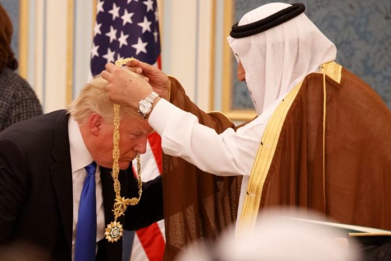 المساعدات الأمريكية للدول العربية
