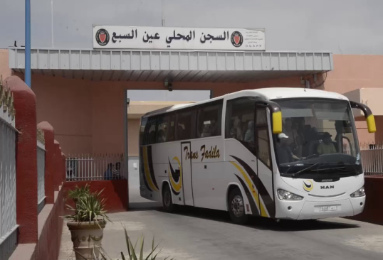 عائلات معتقلي الريف تقدم معطيات مثيرة بخصوص “إدخال الحشيش إلى عكاشة”