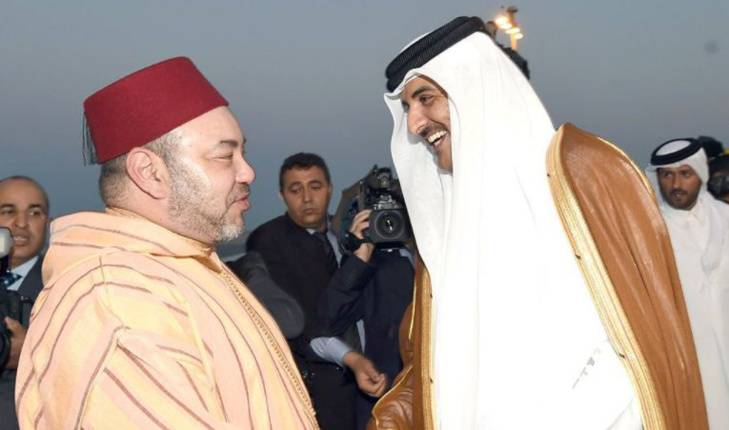 أمير قطر يهنئ الملك محمد السادس بنجاح العملية الجراحية
