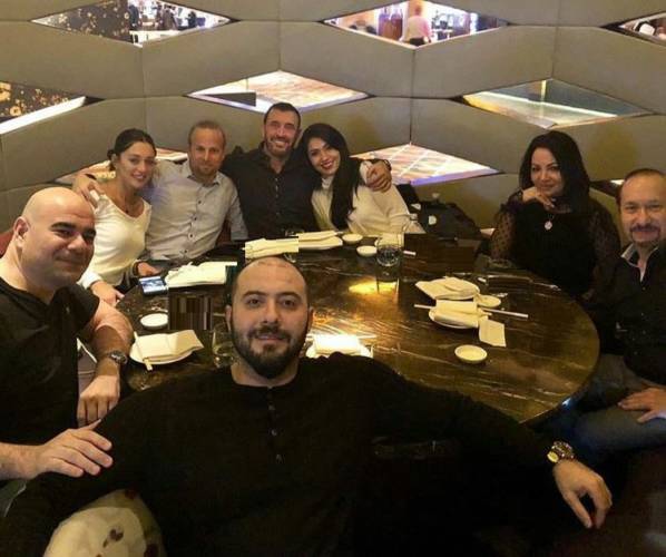 فتاة تونسية تكسر عزوبية كاظم الساهر