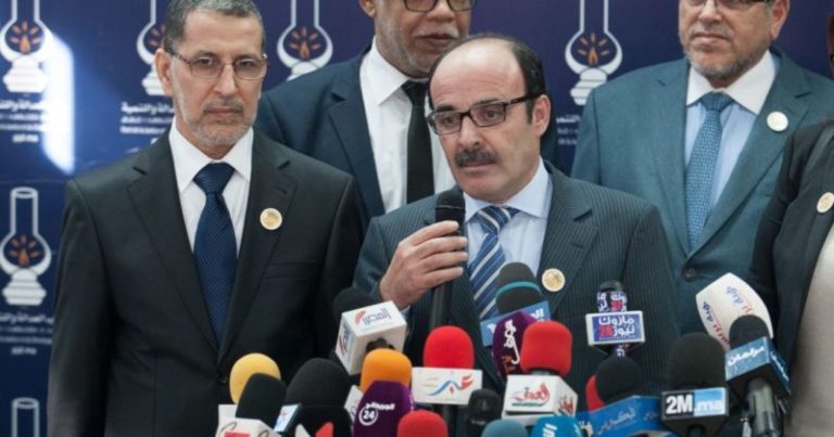 البام “يُسفِّه” جهود الحكومة لإحتواء الإحتجاجات بالمغرب