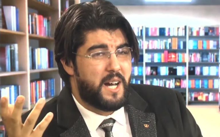 مع الشاعر أحمد الحريشي
