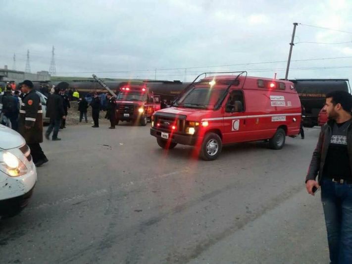 عاجل..قتلى وجرحى في حادث اصطدام قطار بحافلة في طنجة (صور)