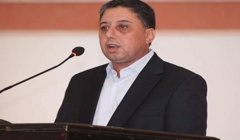 اتحاديون يتهمون بوعيدة بـ”تزوير مقررات..وتبذير المال العام”