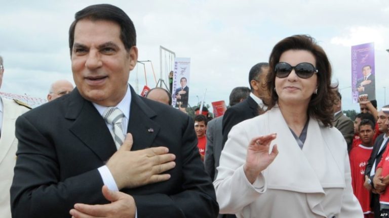 تُنْشَر للمرة الأولى.. مكالماتٌ سريّة لحظات ارتباك و هروب بن علي من تونس