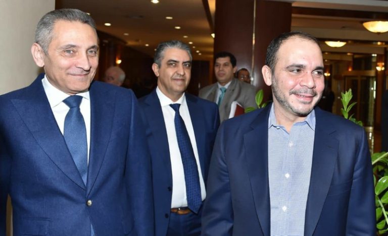 وفد مغربي برئاسة العلمي يحل بالأردن لحشد الدعم للملف المغربي