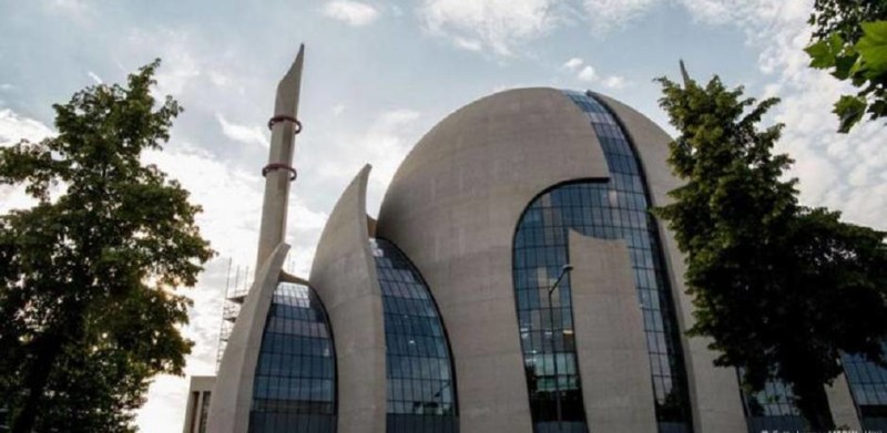 بعد تهديدات بالقتل المجلس الأعلى للمسلمين بألمانيا يسارع إلى غلق مقره