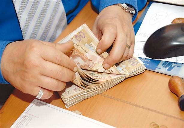 موظف بنك يختلس 650 مليون