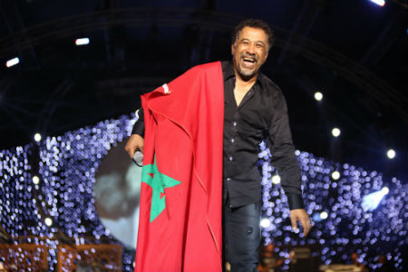 رد مثير من الشاب خالد حول العلاقات بين المغرب والجزائر (فيديو)