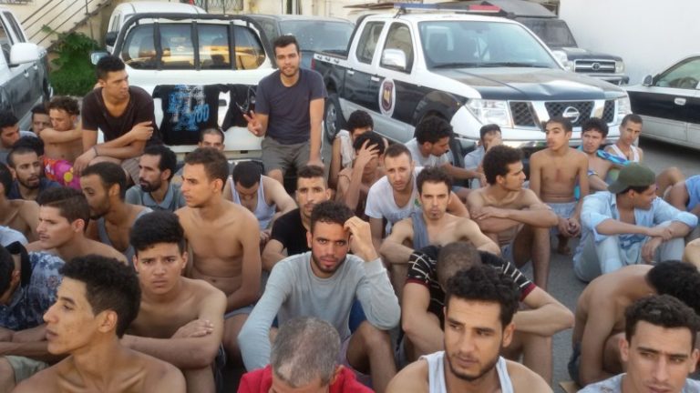 عائلات مغربية مهددة بالطرد الجماعي من ليبيا