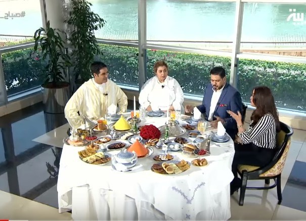 مائدة رمضانية مغربية على العربية