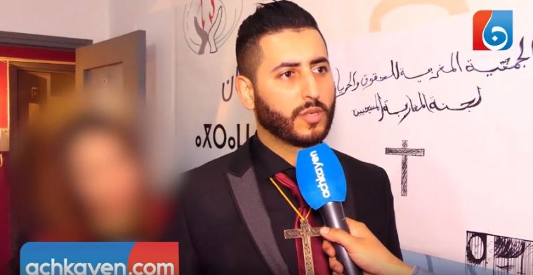 مغربي يروي قصة منعه من الزواج بفتاة وفق الطقوس المسيحية (فيديو)