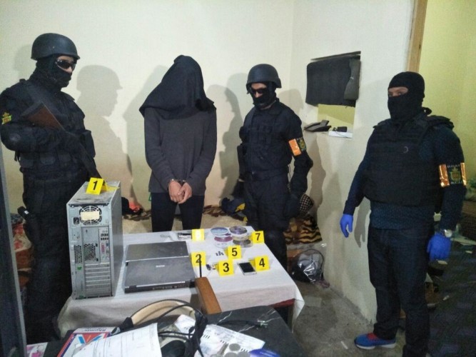 ما قاله جيران داعشي معتقل