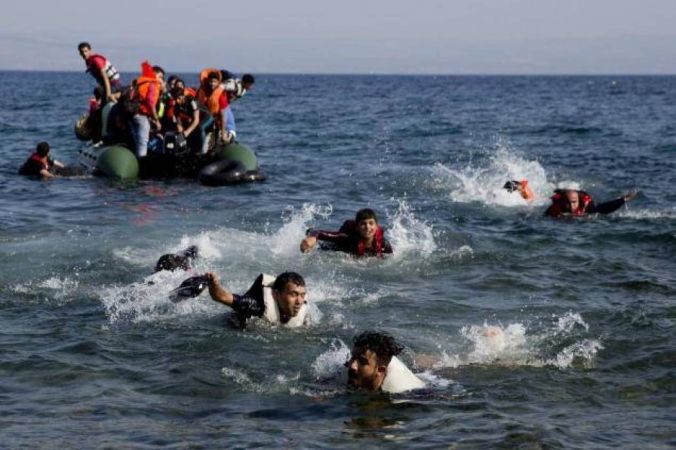 إقالة وزير الداخلية التونسي بسبب غرق قارب للهجرة السرية