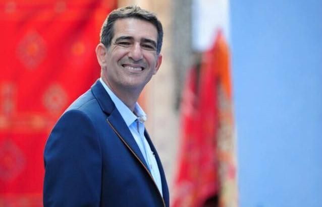 نعمان لحلو يستعد لإصدار أغنية جديدة عن زاكورة وأسا