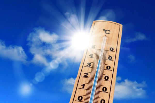 الحرارة تصل إلى مستويات قياسية يوم الإثنين