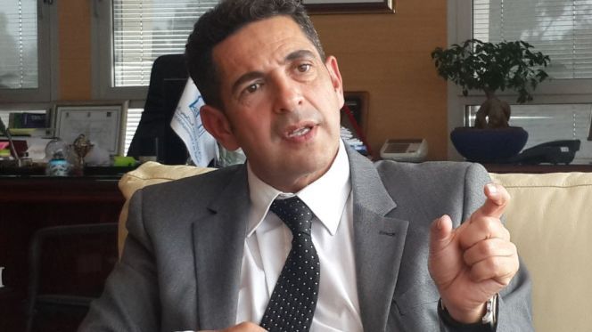 أمزازي: أوقفت الإقتطاعات من أجور “المتعاقدين” لهذا السبب