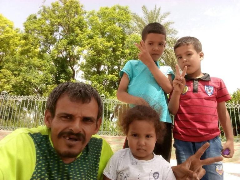 بعد 26 يوما من إعتصام مواطن من ذوي الإحتياجات الخاصة..مطالب للحقاوي بالتدخل