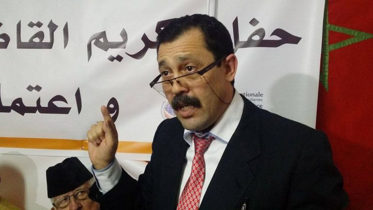 حاجي يتهم الإسلام السياسي بالوقوف وراء نجاح “عاش الشعب”