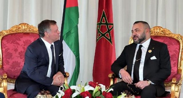 الملك يعزي العاهل الأردني إثر الإعتداء الإرهابي على مدينتي الفحيص والسلط
