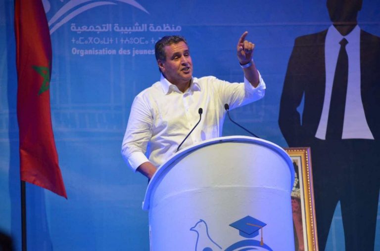 أخنوش يقطر الشمع على المقاطعين