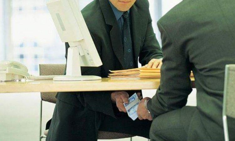 حصري..  تفاصيل خفية في فضيحة “الماستر مقابل 4 مليون”