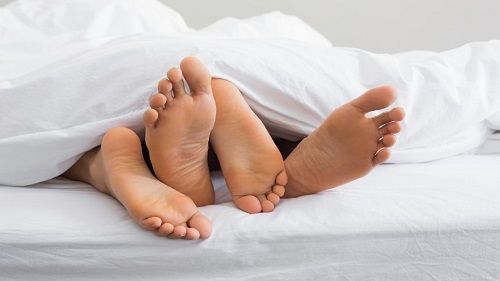 شهادات صادمة لنساء يعانين بسبب الضعف الجنسي لأزواجهن (فيديو)