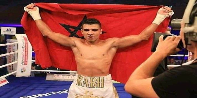شاهد محمد الربيعي يفوز بالضربة القاضية