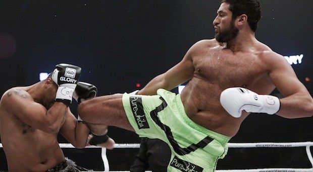 شاهد النزال الذي فاز فيه المقاتل المغربي “جمال بن صديق”