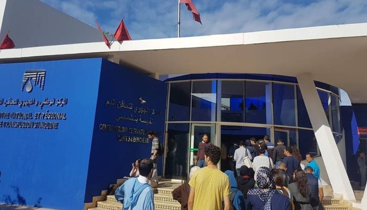 المغاربة تبرعوا بـ540 كيسا من الدم لجرحى فاجعة قطار بوقنادل