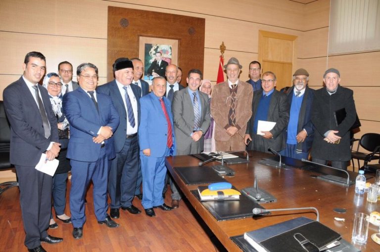 التفاصيل الكاملة للقاء أمزازي وممثلي أولياء التلاميذ حول الساعة الدراسية