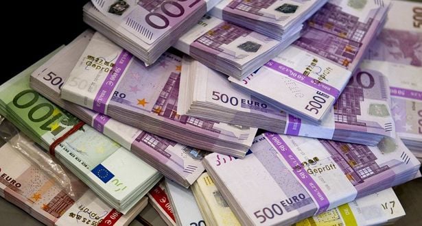 إحباط محاولة إدخال آلاف اليوروات للمغرب مخبأة في أواني للطبخ