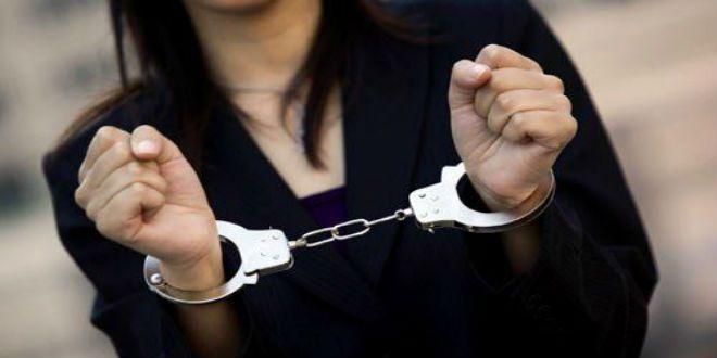 اعتقال رئيسة جمعية متهمة بالسمسرة في طفلة تعود لأم عازبة