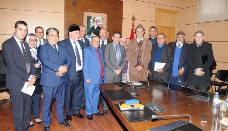 أعبو ينفي وصف أمزازي للتوقيت الصيفي بأنه غير مناسب