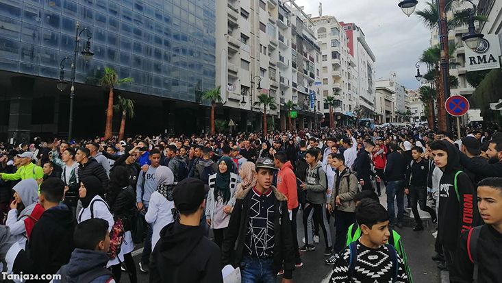 عاجل…النيابة العامة تصدر قرارها في حق تلاميذ أعتقلوا بسبب الساعة (صور)
