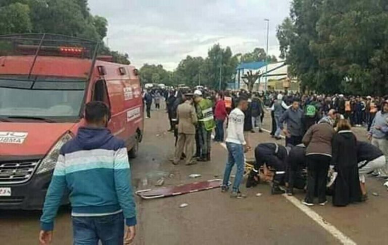 غليان وفوضى وإغماءات خلال بيع تذاكر نهائي الرجاء وفيتا كلوب (صور)