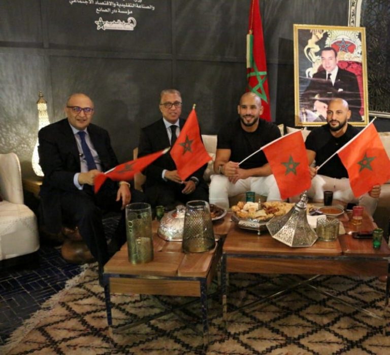أبو زعيتر يزور الجناح المغربي لمهرجان الشيخ زايد التراثي بالإمارت (صور)