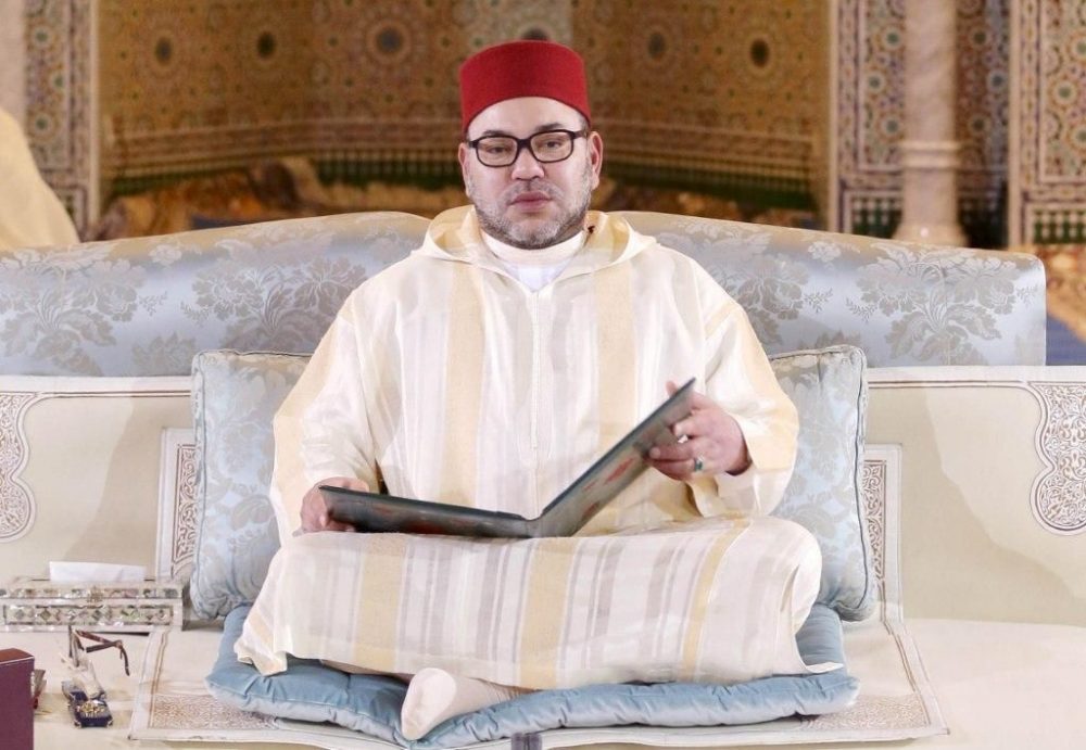 الملك يترأس حفلا دينيا في ذكرى وفاة الحسن الثاني