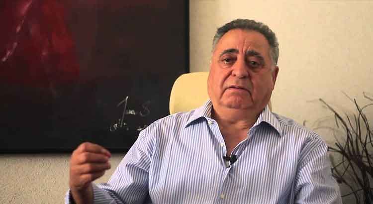 زيان: النيابة العامة تُطالب بـ10 سنوات سجنا للريسوني حيت طبطب على مؤخرة شي حد و تترك وحدة لعبتْ في فرج خادمتها (فيديو)