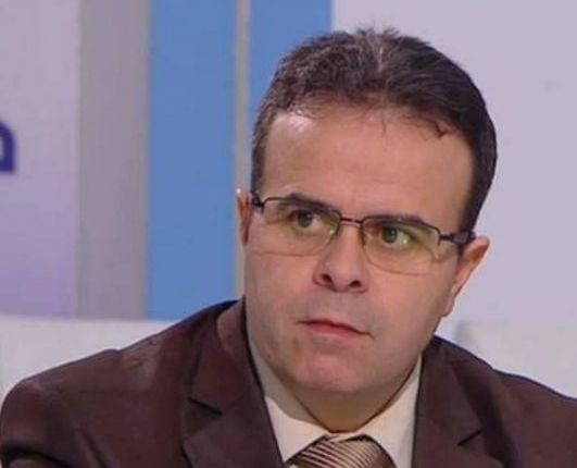 الزهري: صراع “البيجدي” و”الأحرار” يزيد من العزوف السياسي للمواطنين