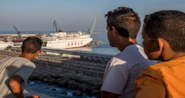 القبض على أفراد شبكة تاجرت في المهاجرين بين المغرب وإسبانيا