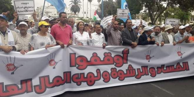 قضايا الفساد تجمع مناهضيه برئيس النيابة العامة