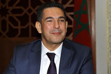 غريب..أمزازي يترك الجمل بما حمل ويتوجه للمحاضرة بالدوحة (وثيقة)