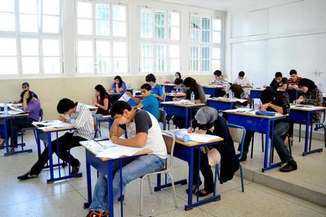 إضراب الأساتذة يغيّر جدولة الامتحانات