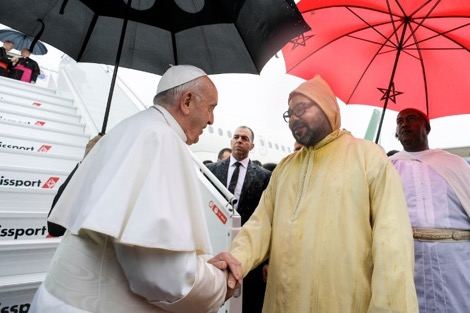 الملك محمد السادس يلقي خطابه أمام البابا بأربع لغات