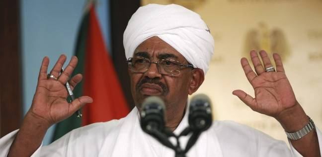 إعتقال البشير ووضعه تحت الإقامة الجبرية (فيديو)