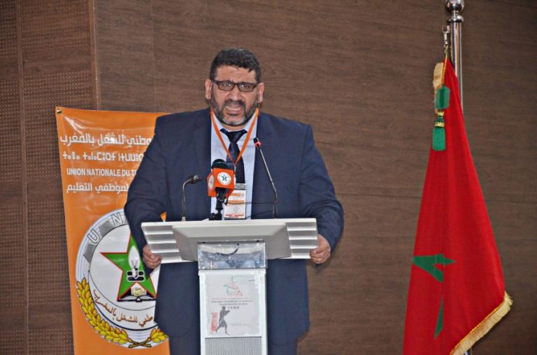 دحمان: وزارة أمزازي تتحمل مسؤولية تصعيد “المتعاقدين”
