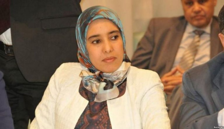 قيادي بالبيجيدي لماء العينين: إن كنت شجاعة استقيلي
