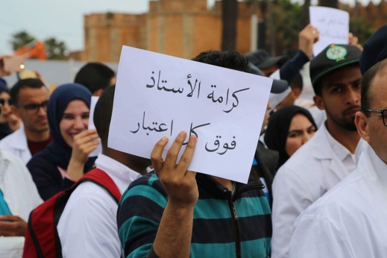 عاجل..”آشكاين” تكشف شروط أمزازي للحوار مع “الأساتذة المتعاقدين”